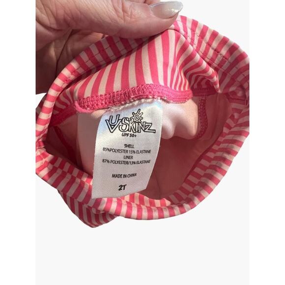 UV Skins Toddler Girls Size 2 Swim Shorts UPF50+ Gently used condition There are - Picture 5 of 5